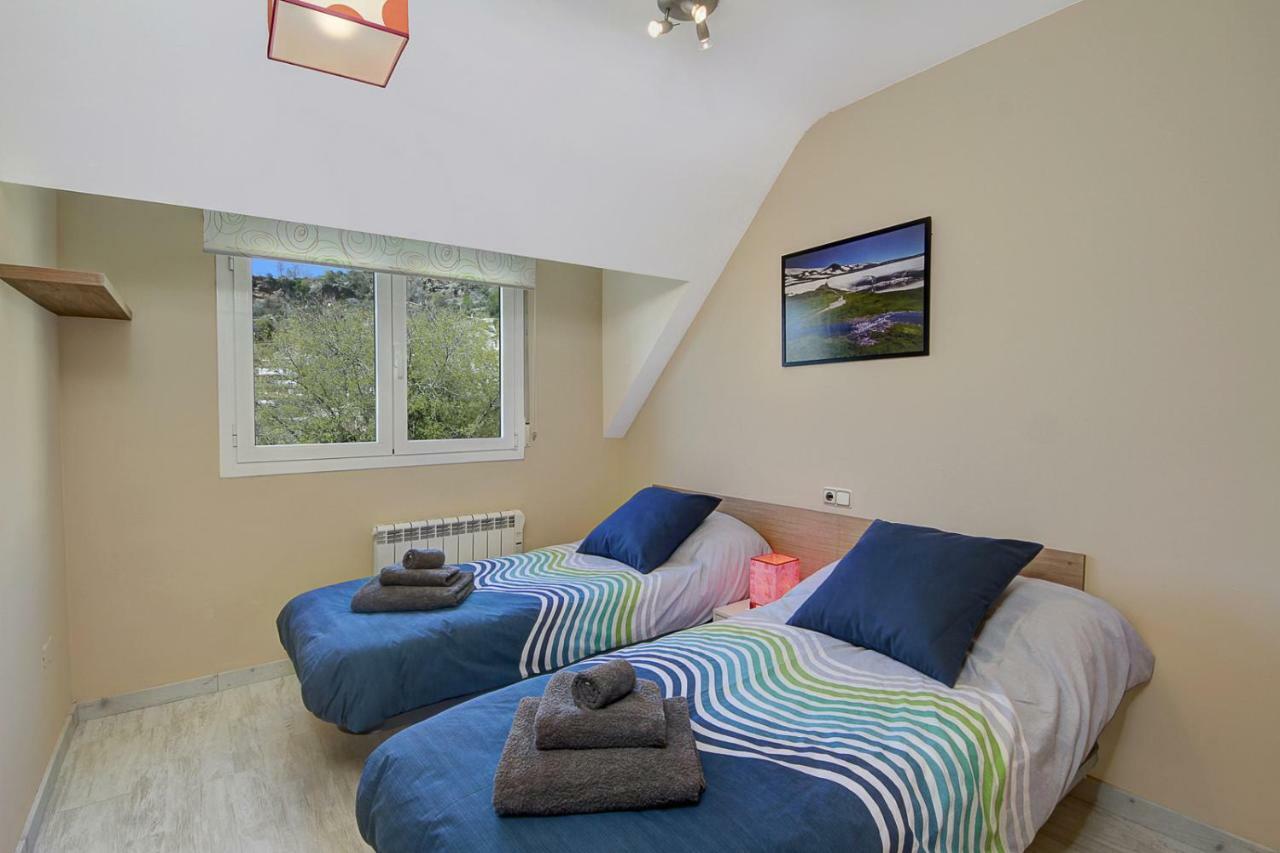 Atico Con Chimenea En Sierra Nevada-Gueejar Sierra Apartment Ngoại thất bức ảnh