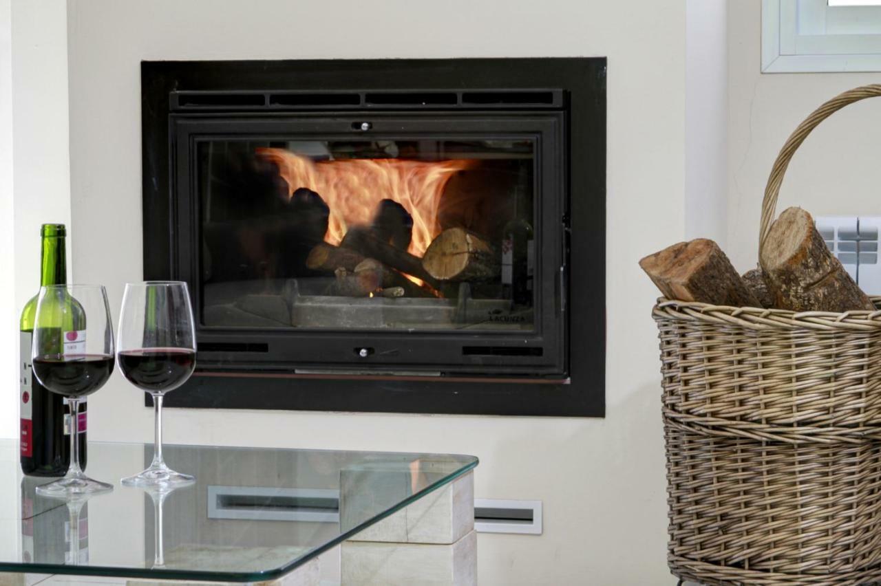 Atico Con Chimenea En Sierra Nevada-Gueejar Sierra Apartment Ngoại thất bức ảnh