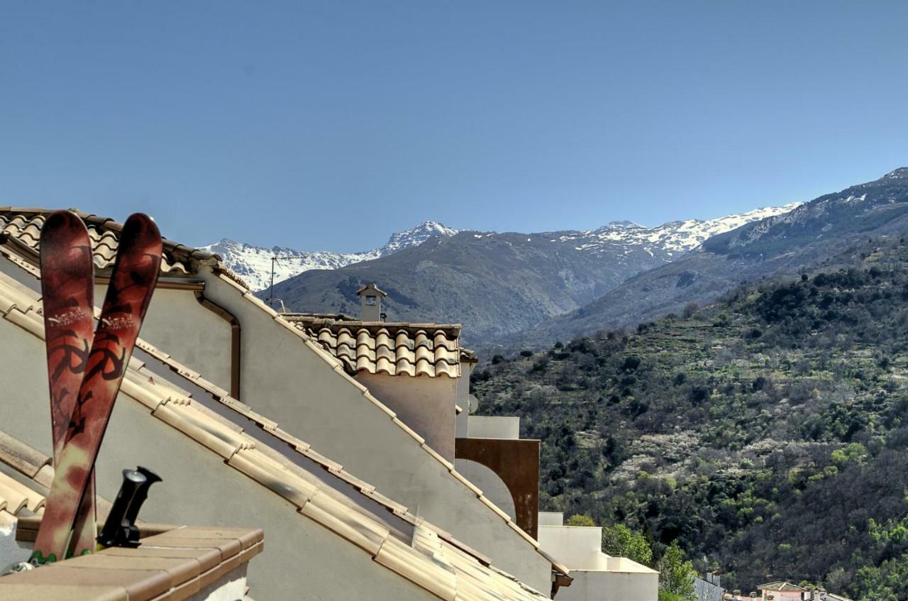 Atico Con Chimenea En Sierra Nevada-Gueejar Sierra Apartment Ngoại thất bức ảnh
