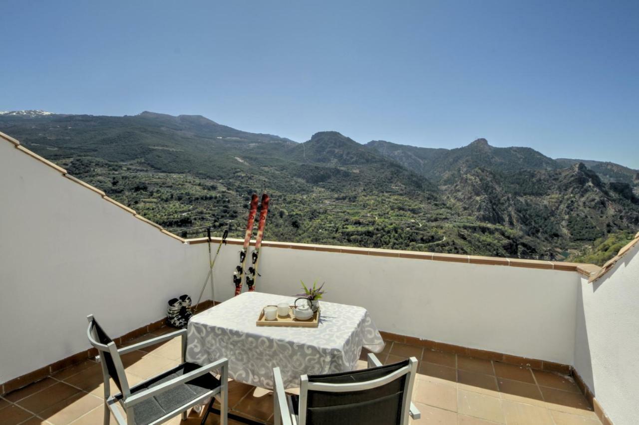 Atico Con Chimenea En Sierra Nevada-Gueejar Sierra Apartment Ngoại thất bức ảnh